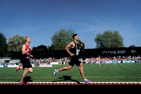 Tim Nowak (SSV Ulm 1846) vor Marcus Nilsson (SWE) ueber 1500m am 08.05.2022 beim Stadtwerke Ratingen Mehrkampf-Meeting 2022 in Ratingen